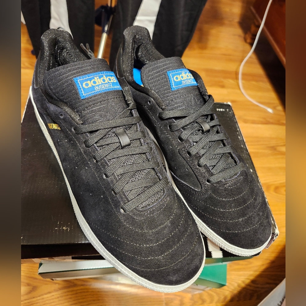 NEW Adidas Busenitz shoes size 9 mens